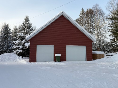 Garage - 469 Ch. Du Pont-Couvert, La Macaza, QC - Outdoor With Exterior
