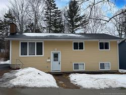 65 Rankine ST  Fredericton, NB E3B 4S2