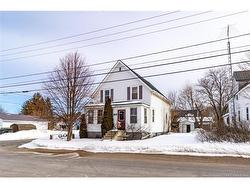 22 Bridge ST  Apohaqui, NB E5P 3M6