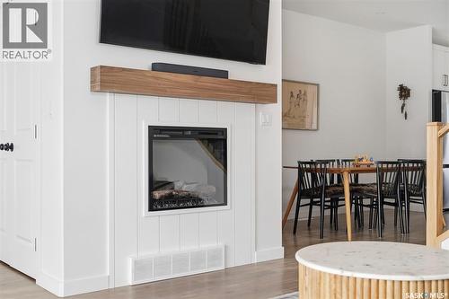 1041 4Th Street E, Saskatoon, SK - Indoor With Fireplace
