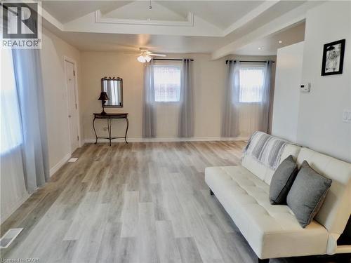 562 Beach Boulevard, Hamilton, ON - Indoor