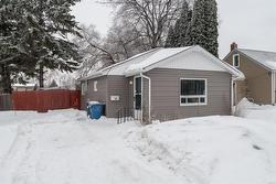 124 Berrydale Avenue  Winnipeg, MB R2M 1M3