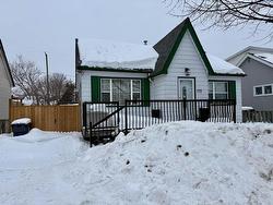 733 Tarbutt Street  Thunder Bay, ON P7E 1Z2