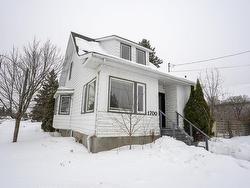 1700 Cumming Street  Thunder Bay, ON P7C 1P8