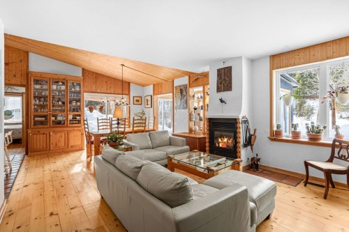Salon - 1312 8E Rang, Val-David, QC - Indoor Photo Showing Living Room With Fireplace