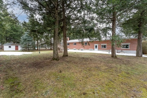 Face arrière - 216 Route 202 E., Bedford - Canton, QC - Outdoor