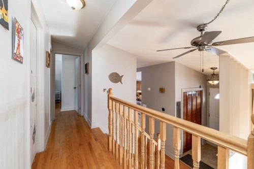 Hall d'entrée/Vestibule - 129 Flamingo Drive, Beaconsfield, QC - Indoor Photo Showing Other Room