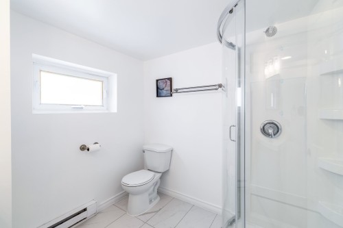 Salle de bains - 129 Flamingo Drive, Beaconsfield, QC - Indoor Photo Showing Bathroom