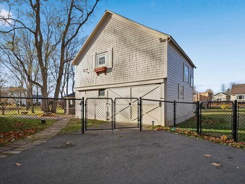2151 Highway 1, Auburn, NS 