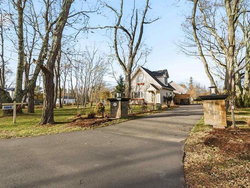 2151 Highway 1, Auburn, NS 