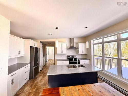 62 Mash Lane, West Bay, NS 