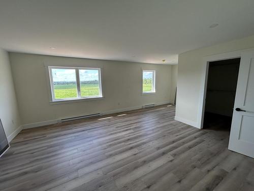 250 Ferry Road, Cornwall, PE - Indoor