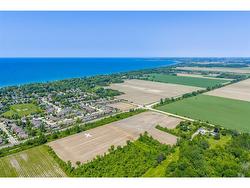 1977 LAKESHORE Road  Sarnia, ON N0N 1C0