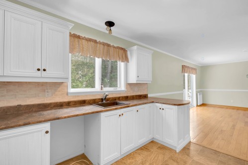 Kitchen - 1528 Mtée Sauvage, Prévost, QC - Indoor Photo Showing Kitchen