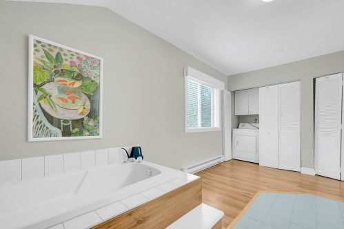 Master Bathroom - 1528 Mtée Sauvage, Prévost, QC - Indoor Photo Showing Bathroom