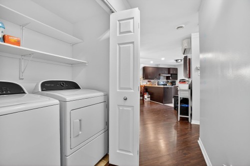 Salle de lavage - 6-2194 Ch. Ste-Marie, Mascouche, QC - Indoor Photo Showing Laundry Room