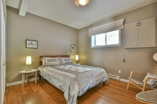 Chambre à coucher principale - 97 Rue Des Merisiers, Saint-Sauveur, QC - Indoor Photo Showing Bedroom