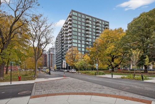 510-1228 Rue des Bassins  Montréal (Le Sud-Ouest), QC H3C 0W8