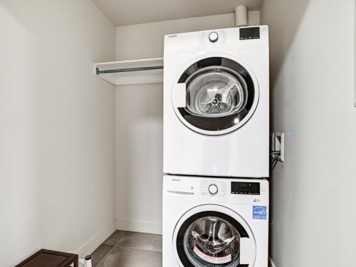 Salle de lavage - 307-1288 Rue St-Antoine O., Montréal (Ville-Marie), QC - Indoor Photo Showing Laundry Room