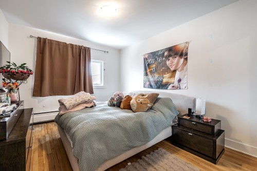 Bedroom - 5765  - 5767 Av. Fairside, Côte-Saint-Luc, QC - Indoor Photo Showing Bedroom