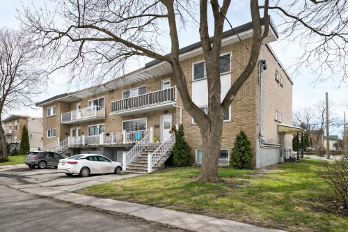 Exterior - 5765  - 5767 Av. Fairside, Côte-Saint-Luc, QC - Outdoor With Balcony With Facade