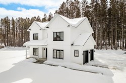 234 Rue St-Laurent  Cookshire-Eaton, QC J0B 1M0