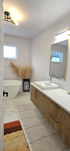 Salle de bains - 19 Rue De L'Hirondelle, Brownsburg-Chatham, QC - Indoor Photo Showing Bathroom