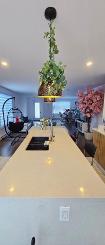 Cuisine - 19 Rue De L'Hirondelle, Brownsburg-Chatham, QC - Indoor Photo Showing Other Room