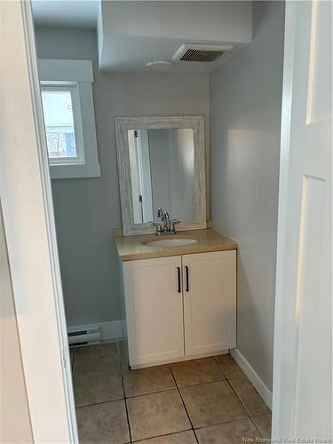 29 Railway Ave, Pointe-Du-Chêne, NB 