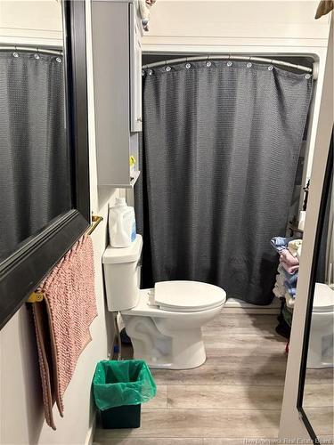 29 Railway Ave, Pointe-Du-Chêne, NB 