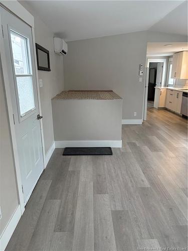 29 Railway Ave, Pointe-Du-Chêne, NB 