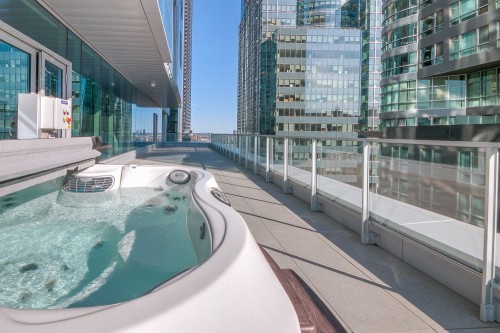 Spa - 1708-1155 Rue De La Montagne, Montréal (Ville-Marie), QC - Outdoor