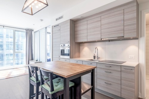 Kitchen - 1708-1155 Rue De La Montagne, Montréal (Ville-Marie), QC - Indoor