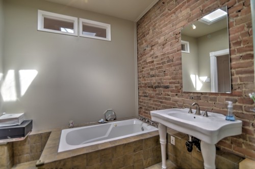 Bathroom - 4357 Av. Christophe-Colomb, Montréal (Le Plateau-Mont-Royal), QC - Indoor Photo Showing Bathroom