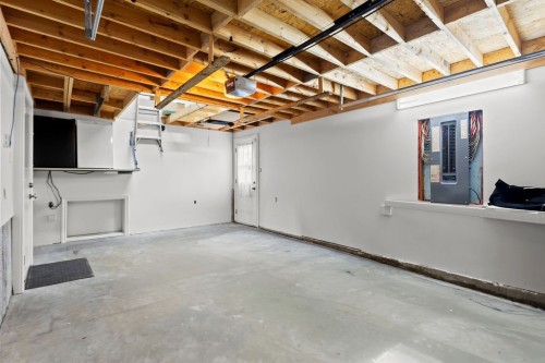 Garage - 418 3E Avenue, Deux-Montagnes, QC - Indoor Photo Showing Basement