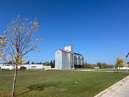 55 Fifth Ave, Teulon, MB 