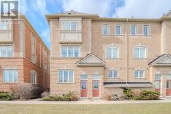 61 COOPERAGE LANE  Ajax, ON L1S 5C3