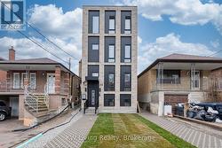 14 HOLMESDALE ROAD  Toronto, ON M6E 1Y1