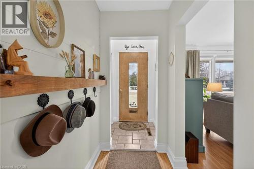 248 Seneca Avenue, Hamilton, ON - Indoor Photo Showing Other Room