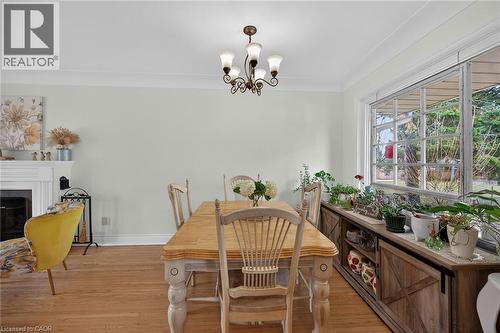 248 Seneca Avenue, Hamilton, ON - Indoor Photo Showing Dining Room