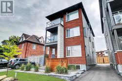 4 - 350 WINONA AVENUE  Ottawa, ON K1Z 5H4
