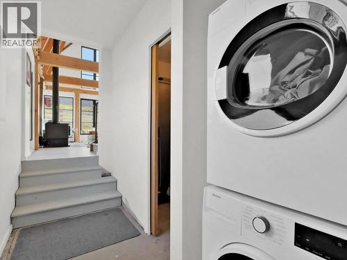 620 Boothe Road, Naramata, BC - Indoor Photo Showing Laundry Room