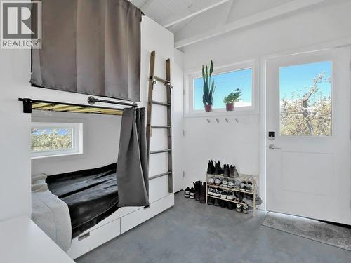 620 Boothe Road, Naramata, BC - Indoor Photo Showing Other Room With Fireplace