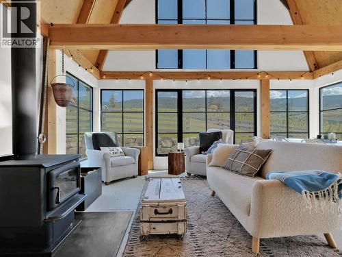 620 Boothe Road, Naramata, BC - Indoor