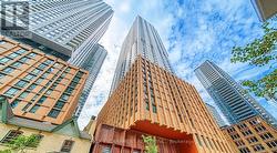 4021 - 28 WIDMER STREET  Toronto, ON M5V 0T2