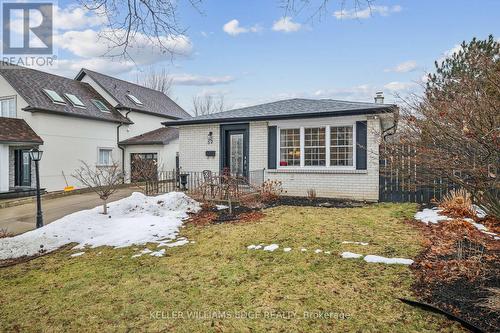 52 BELLEAU STREET  Hamilton, ON L8J 1N4