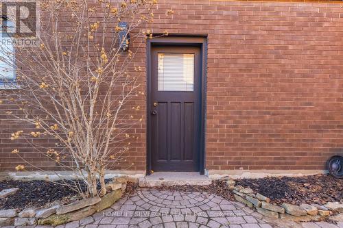 203 Montmorency Drive, Hamilton, ON - Outdoor