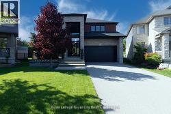 303 GOSLING GARDENS  Guelph (Clairfields/Hanlon Business Park), ON N1L 0M1
