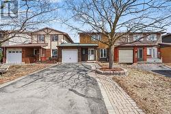 1367 CEDARCROFT CRESCENT  Ottawa, ON K1B 5G8