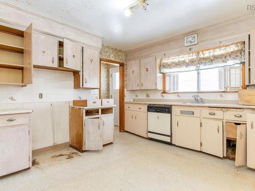 2835 Joseph Howe Drive, Halifax, NS 